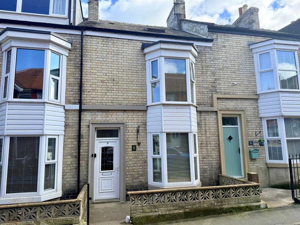 Property photo 1 of 11