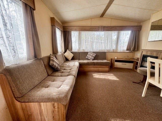 Property photo 1 of 6 Car0020100 - Static Caravan