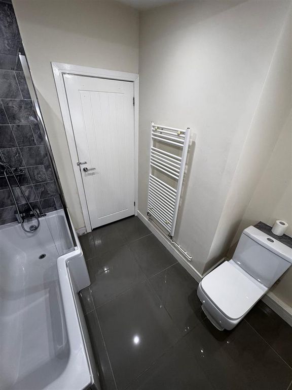 Additional image 11 of 3 bed semi-detached house to rentTon Row Ton Pentre Pentre, Pentre CF41