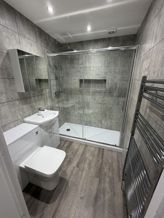 Property photo 3 of 10 Https://Cdn.Rmcloud.Online/Rmc-Temp-Live/Rent/5676