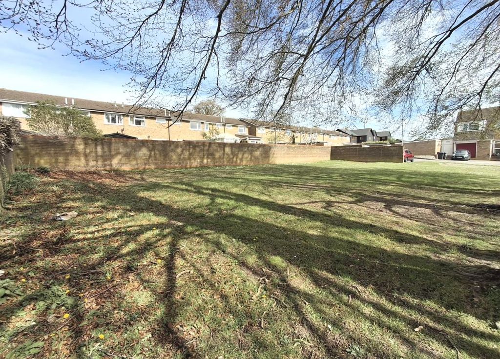 Property photo 3 of 3