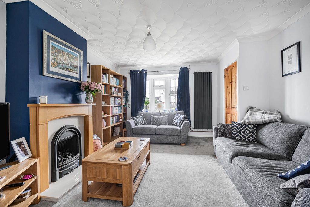 Property photo 3 of 22 Living Room