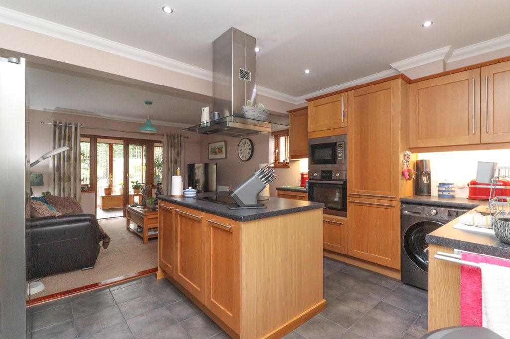 Property photo 3 of 20 Picture 3