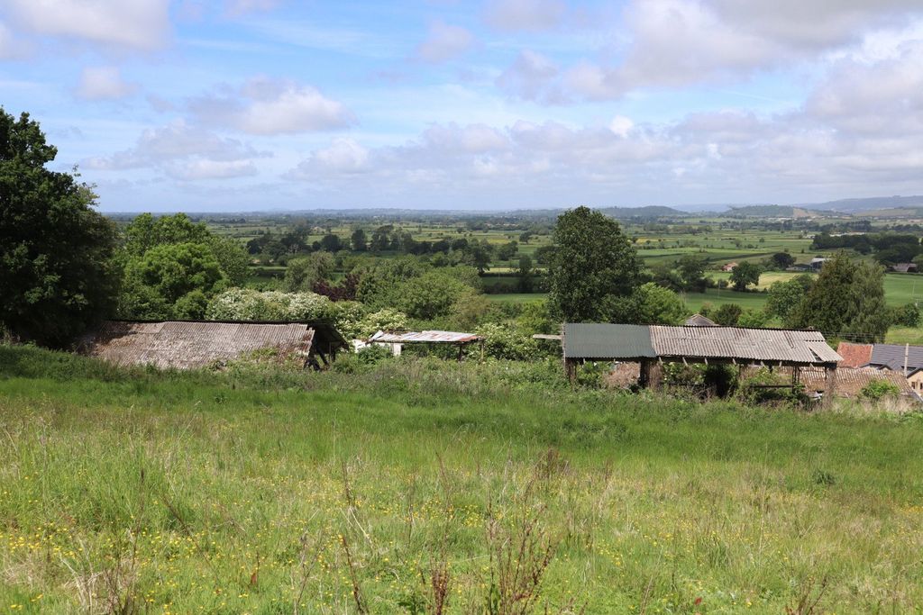 Property photo 1 of 13 Main Photo