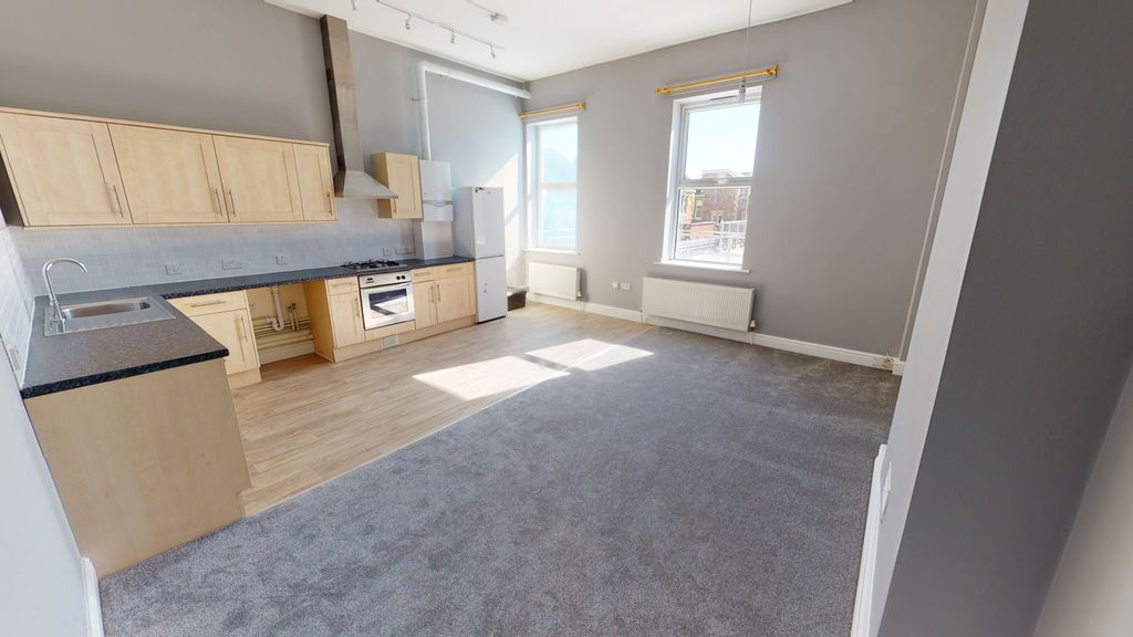 Property photo 1 of 7 25-Kings-Parade-Ave-