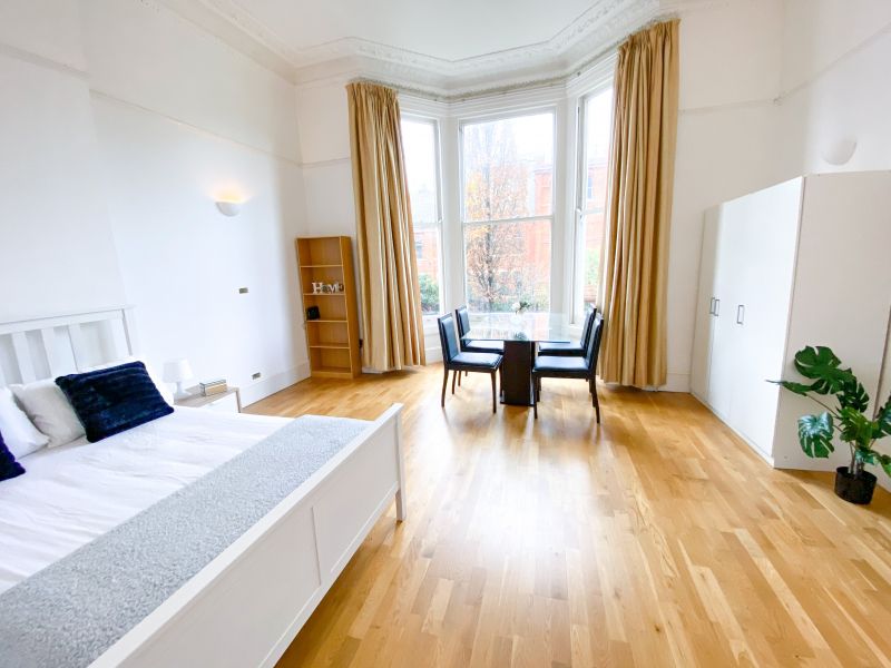 Property photo 2 of 6