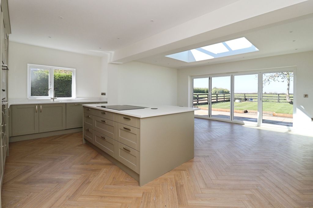 Property photo 2 of 31 89B61705-Img_0462