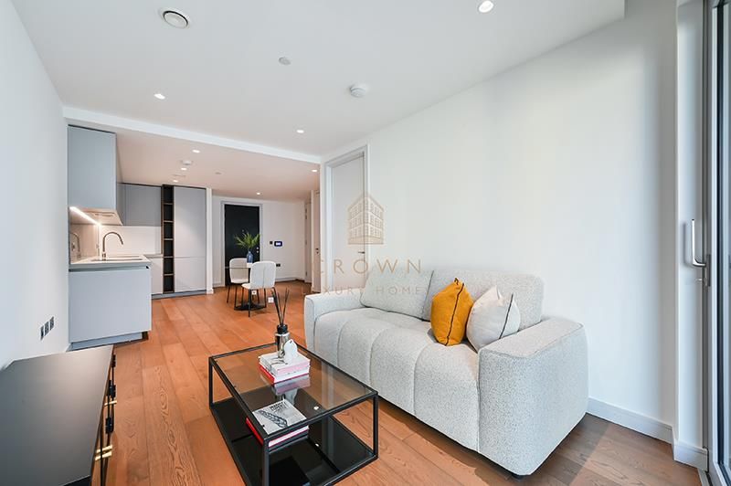 Property photo 3 of 18 Cutter Lane, 2, 502- (11).Jpg