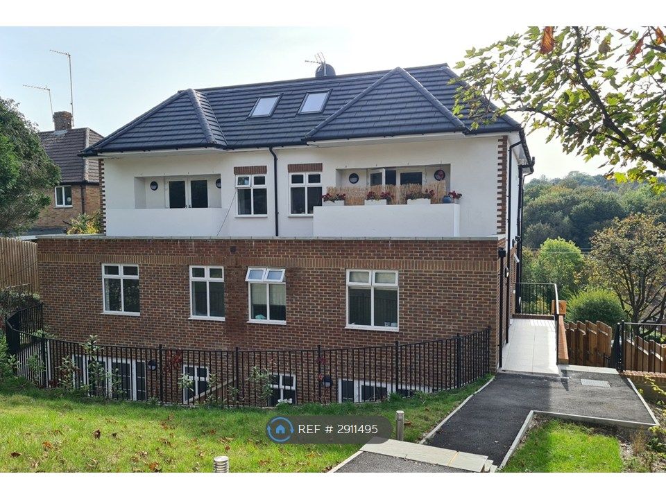 Property photo 1 of 9 External