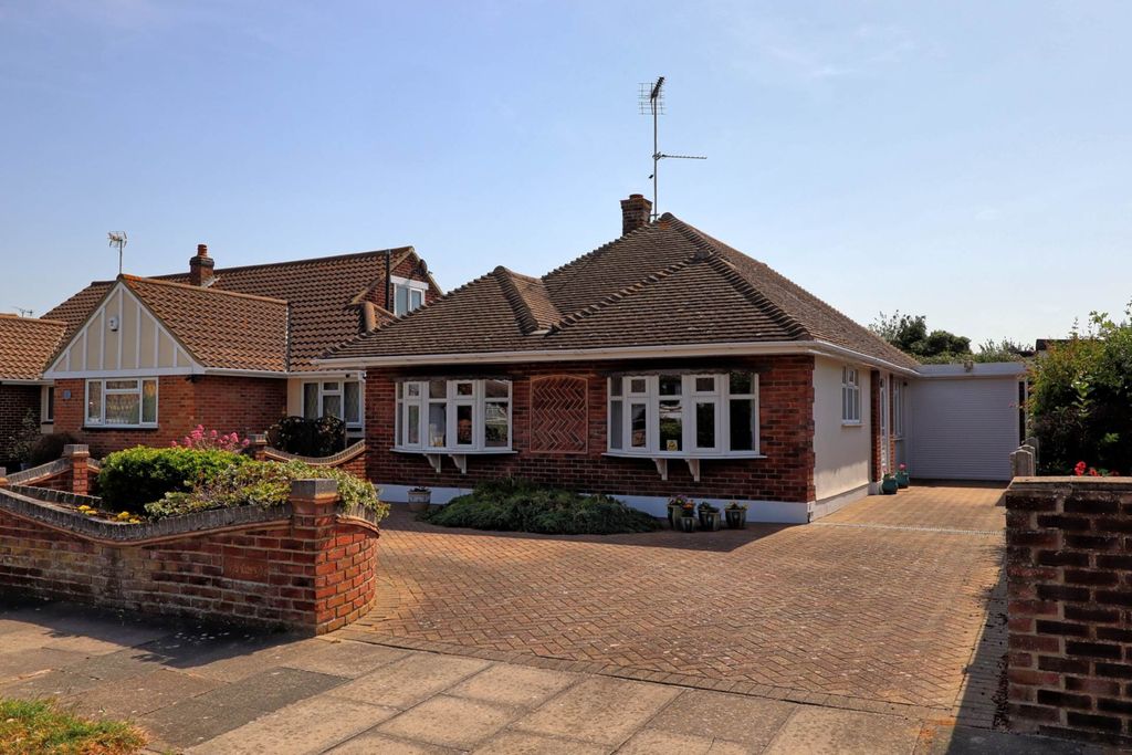 Property photo 1 of 23