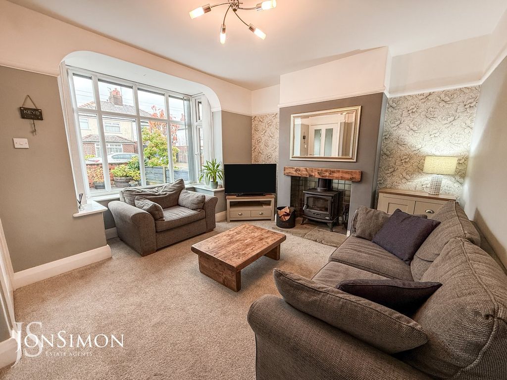 Property photo 2 of 26