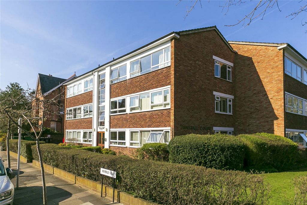 Property photo 1 of 8 Picture No. 15