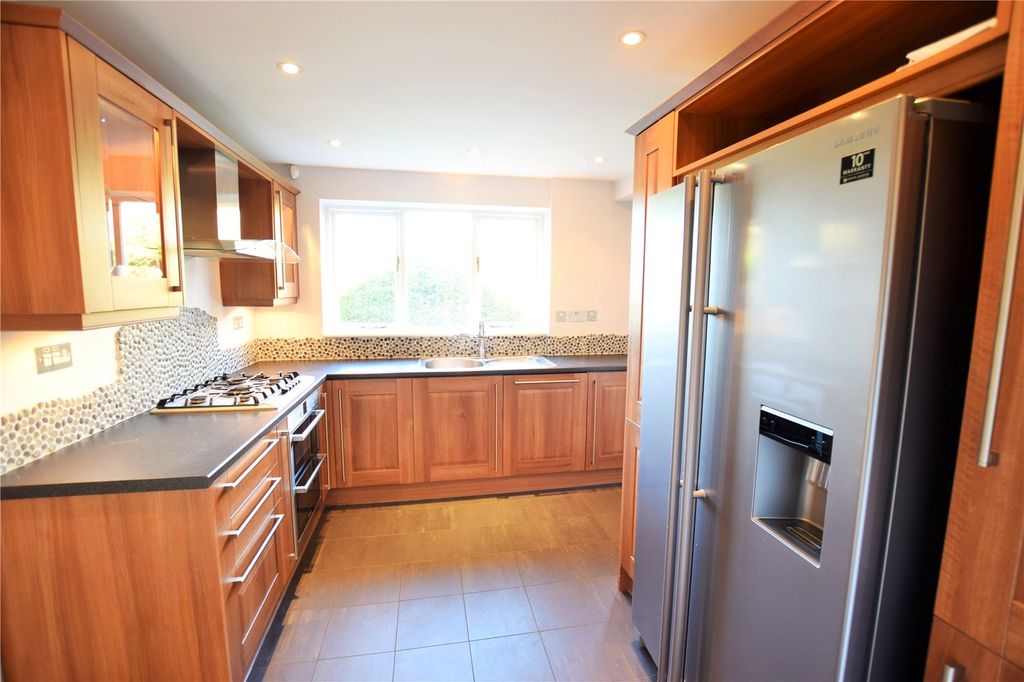 Property photo 2 of 10 Picture No. 19