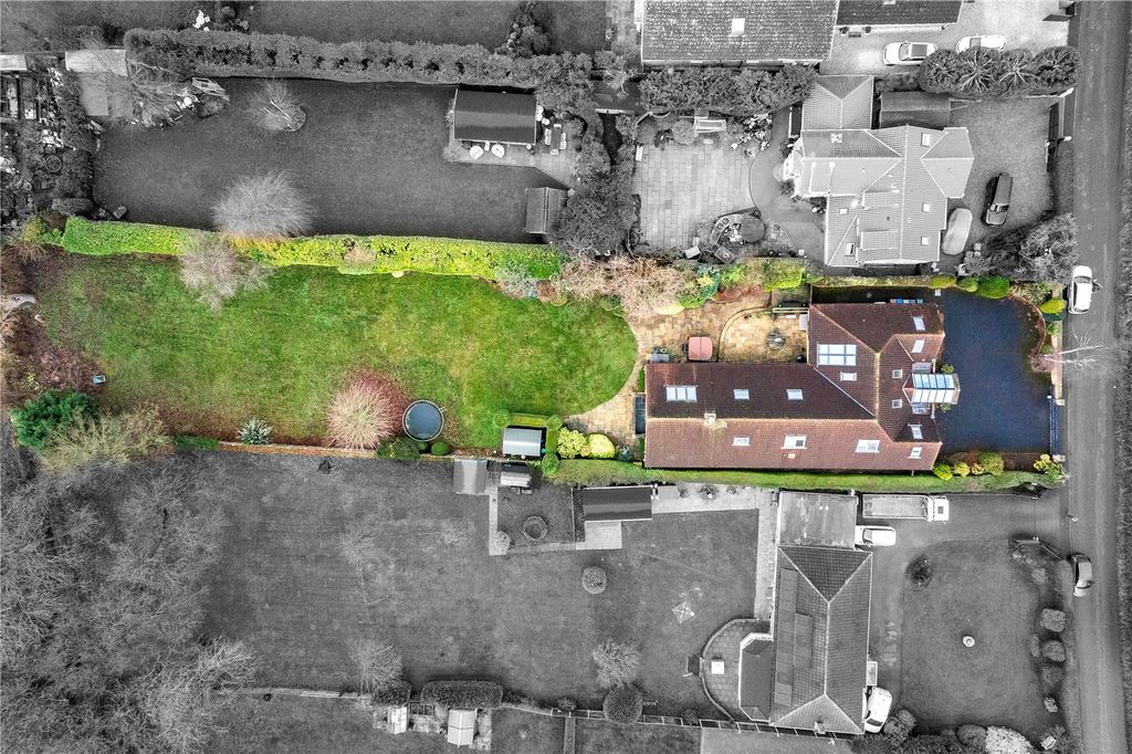 Property photo 2 of 24 Picture No. 03