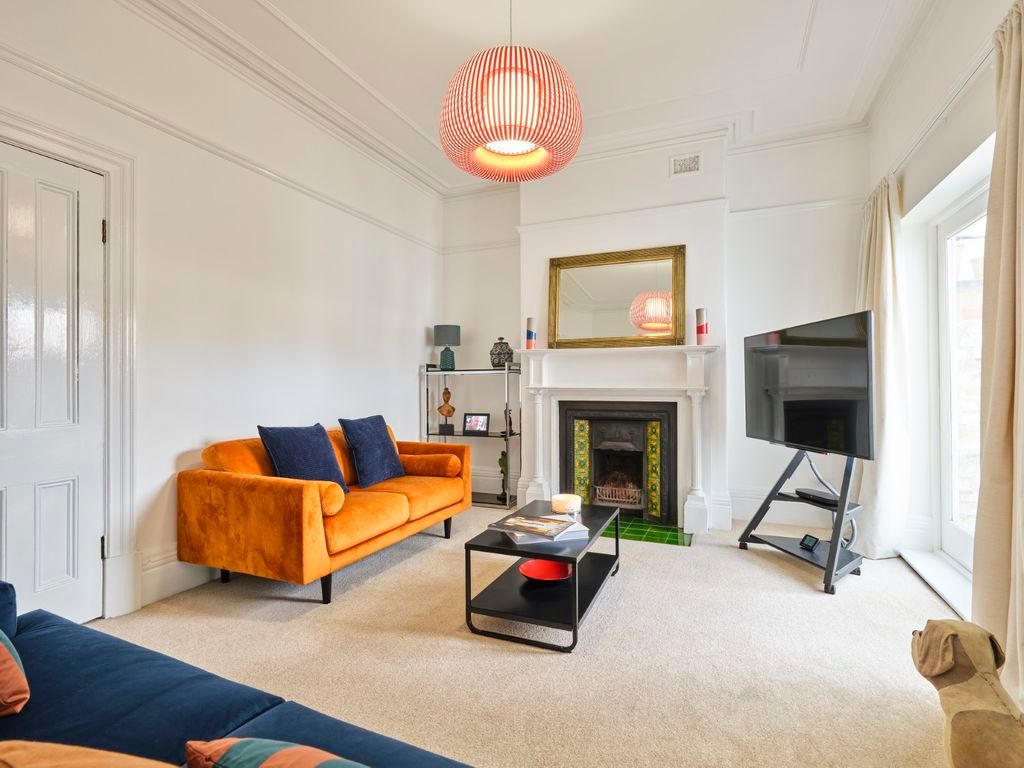 Property photo 3 of 18 Reception Room