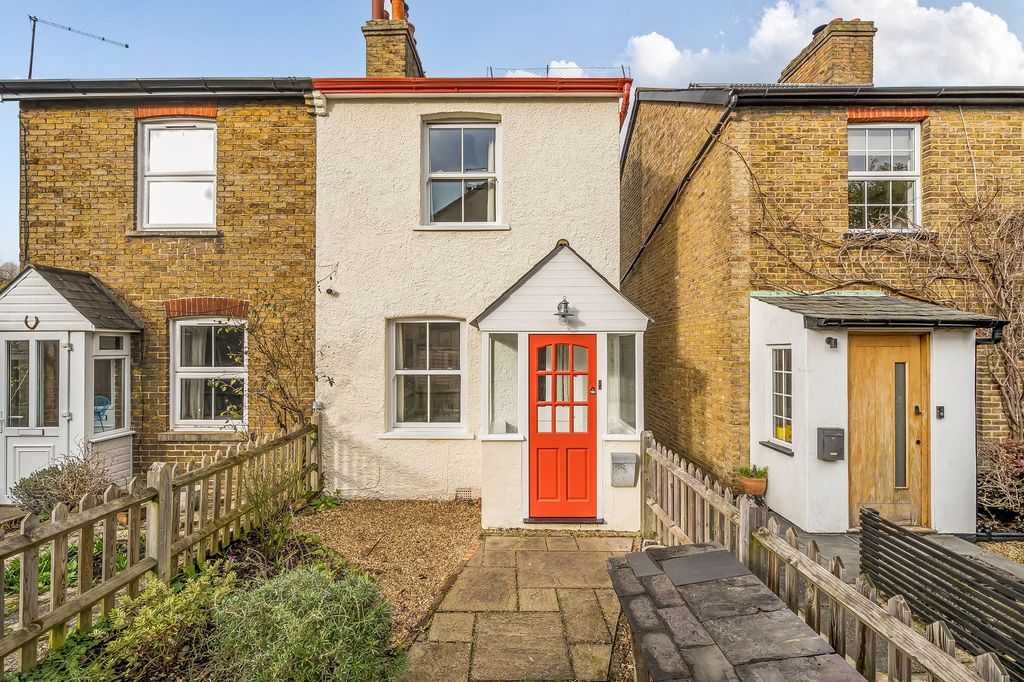 Property photo 1 of 18