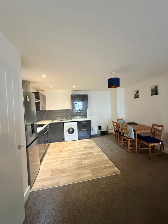 Property photo 2 of 5 Kitchen