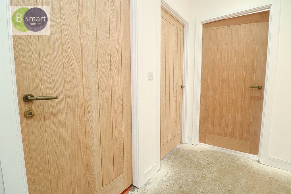 Property photo 3 of 8 Img_0649