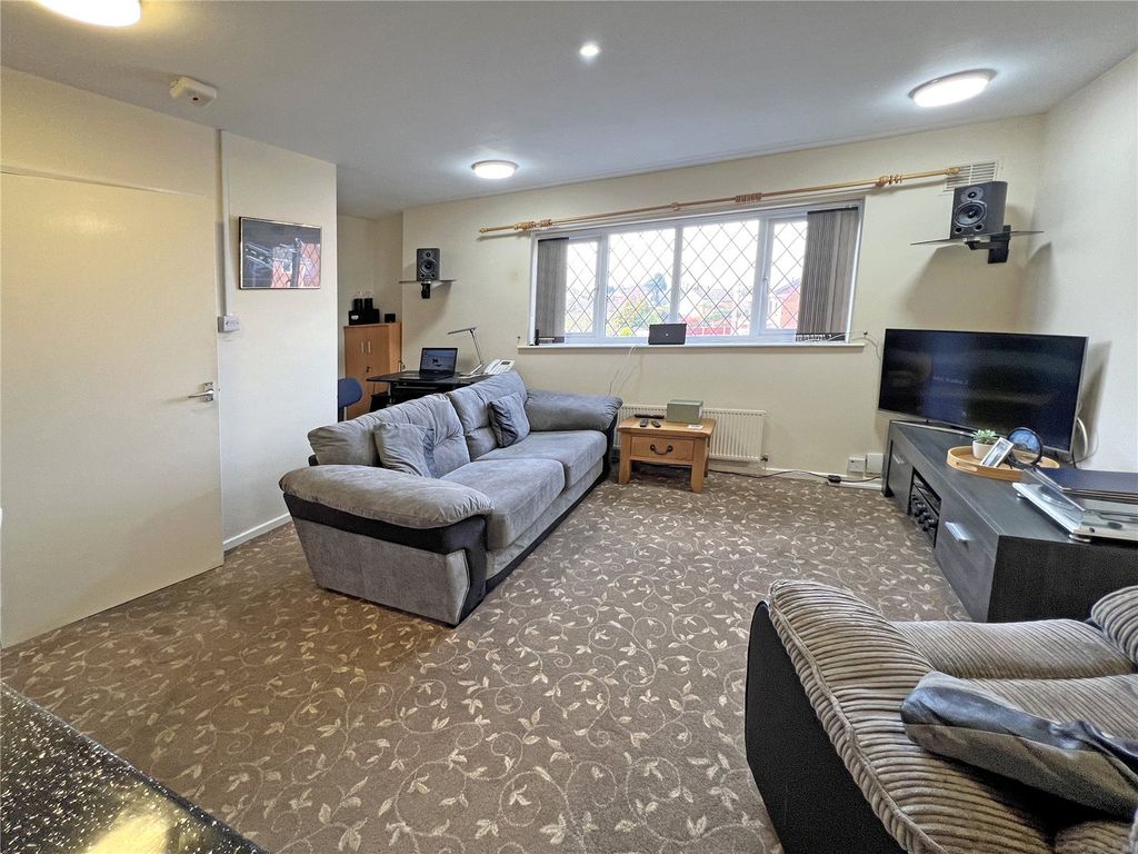 Property photo 3 of 9 Picture No. 09