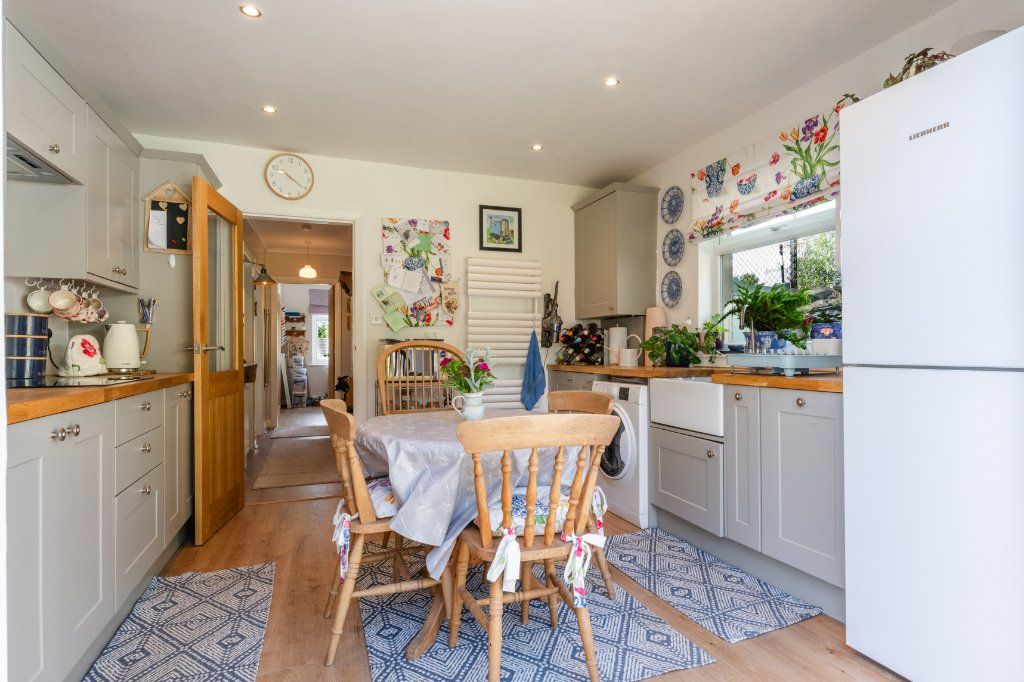 Property photo 3 of 17 Kitchen/Diner