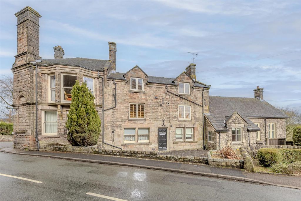 Property photo 1 of 40 Lakeland Lodge
