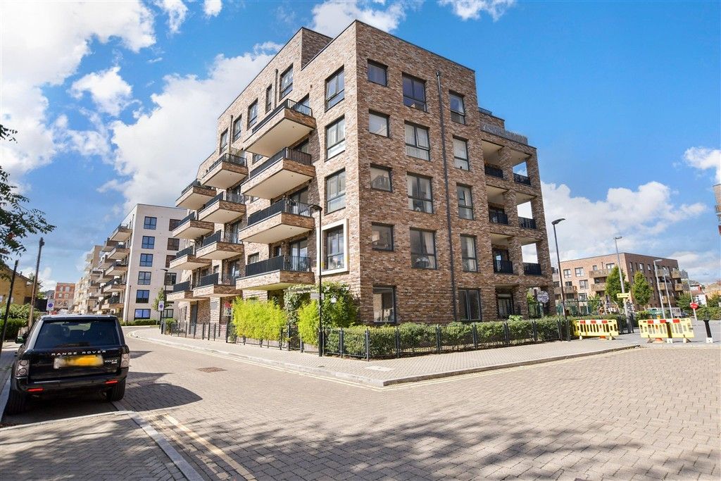 Property photo 2 of 14 External