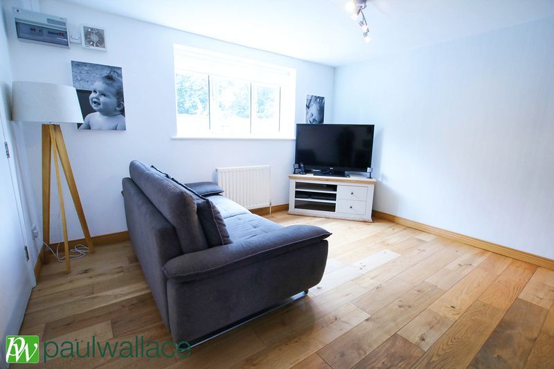 Property photo 2 of 6 Lounge