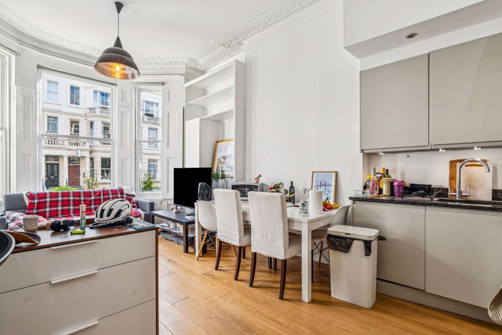 Property photo 1 of 13 4 (2).Jpg