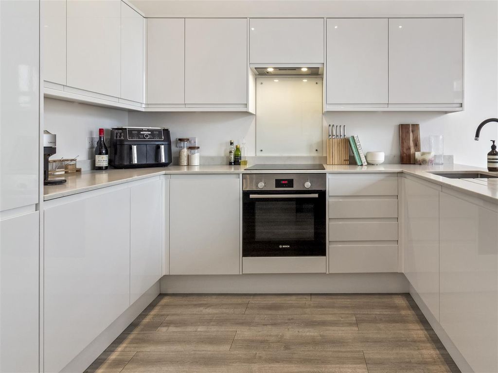 Property photo 3 of 13 1 Lenox Road-006.Jpg