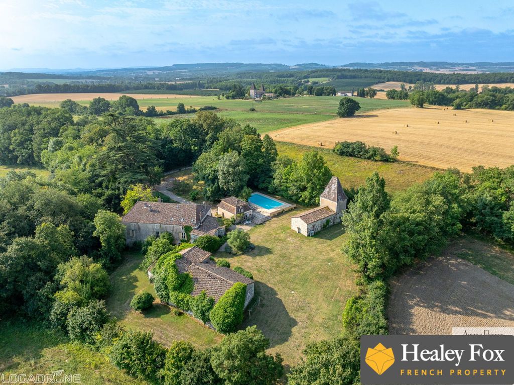 Property photo 3 of 33