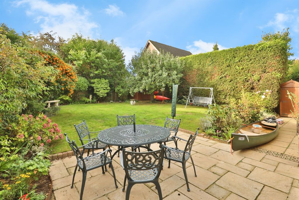 Property photo 2 of 19