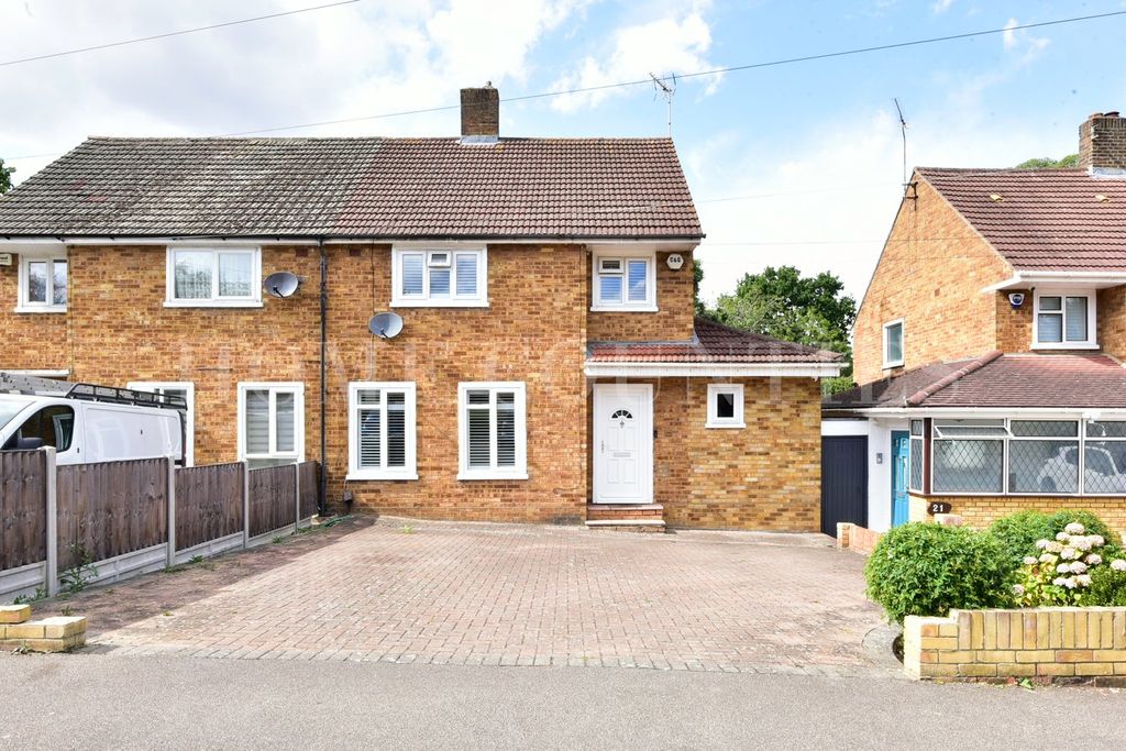 Property photo 1 of 26