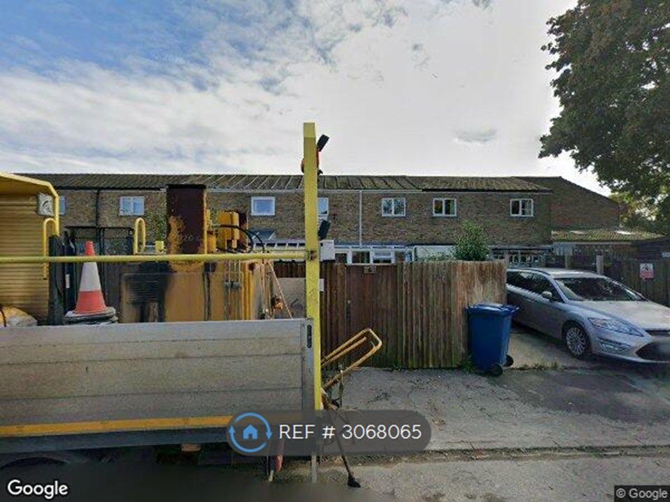 Property photo 1 of 5