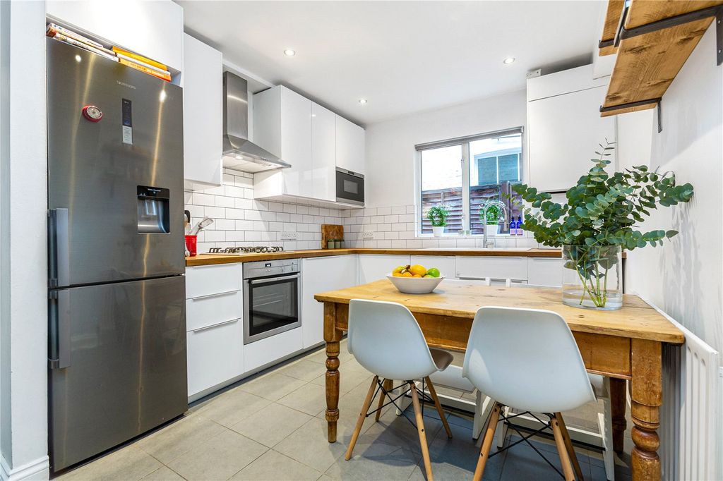 Property photo 2 of 13 Picture No. 08