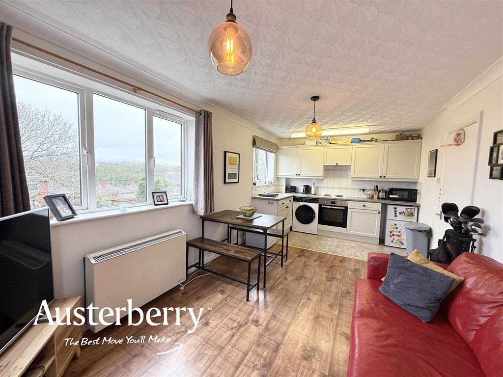 Property photo 3 of 12 Img_6168.Jpg