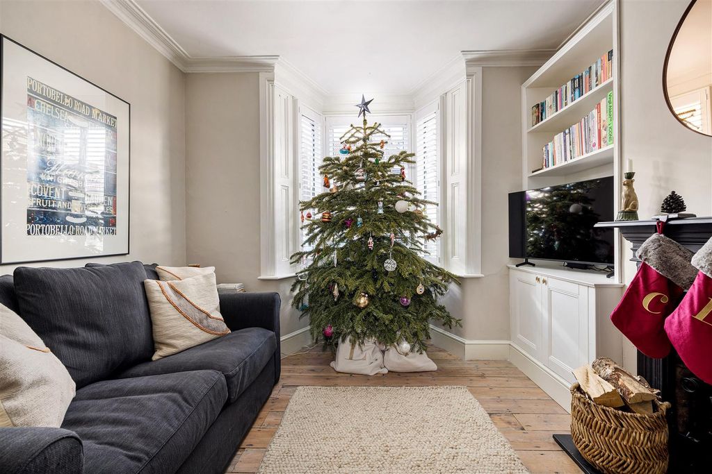 Property photo 3 of 28