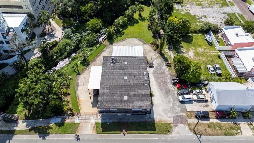 Property photo 3 of 7 <Alttext/>