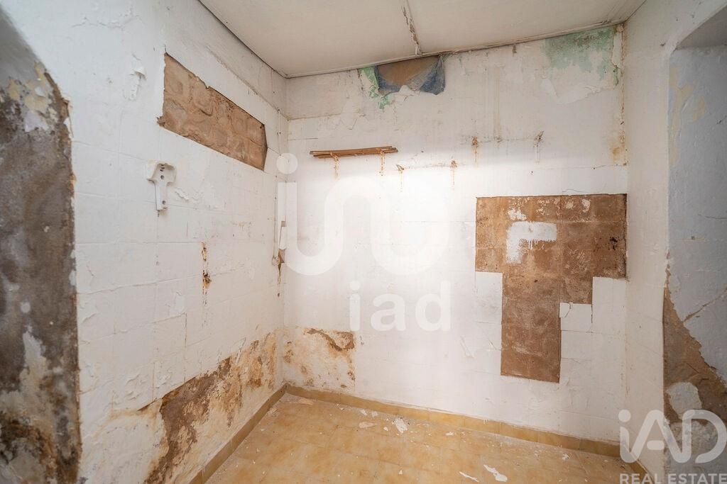 Property photo 3 of 40