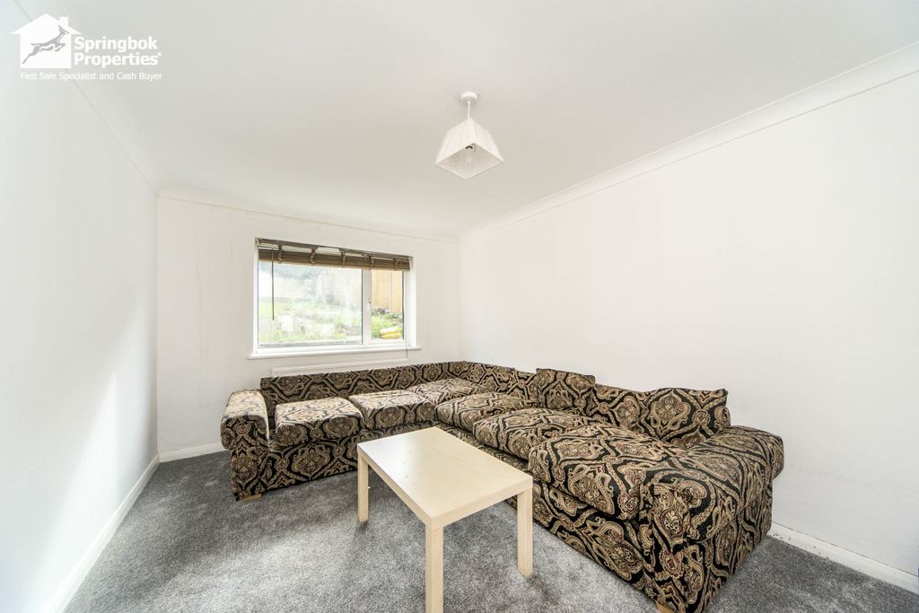 Property photo 2 of 20 1