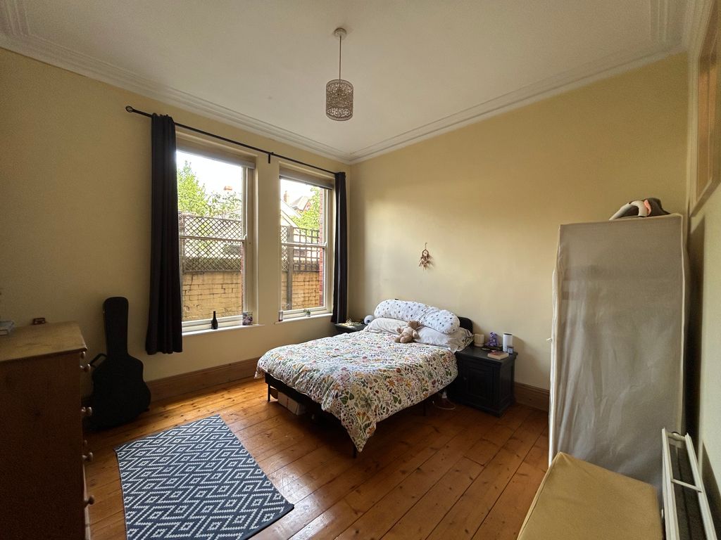 Property photo 3 of 8 Bedroom