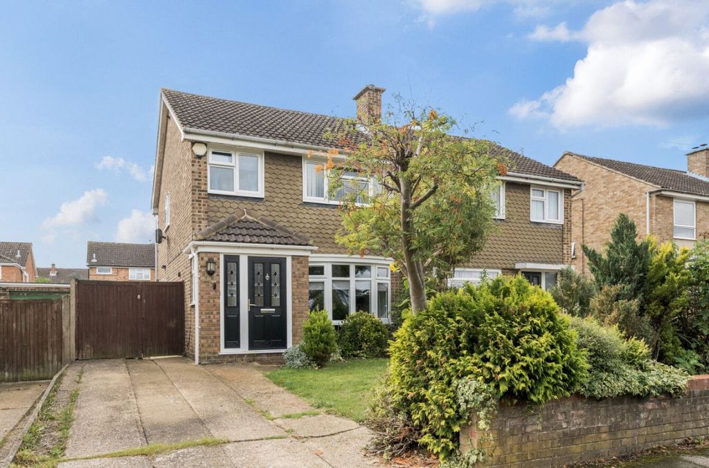 Property photo 1 of 20