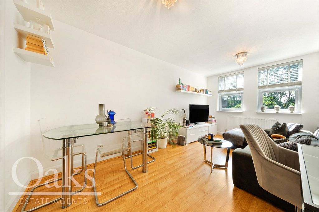 Property photo 2 of 8 Picture No. 03