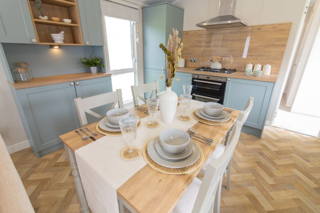 Property photo 2 of 7 Dtpkx6836cc3F1Fef9.Jpg