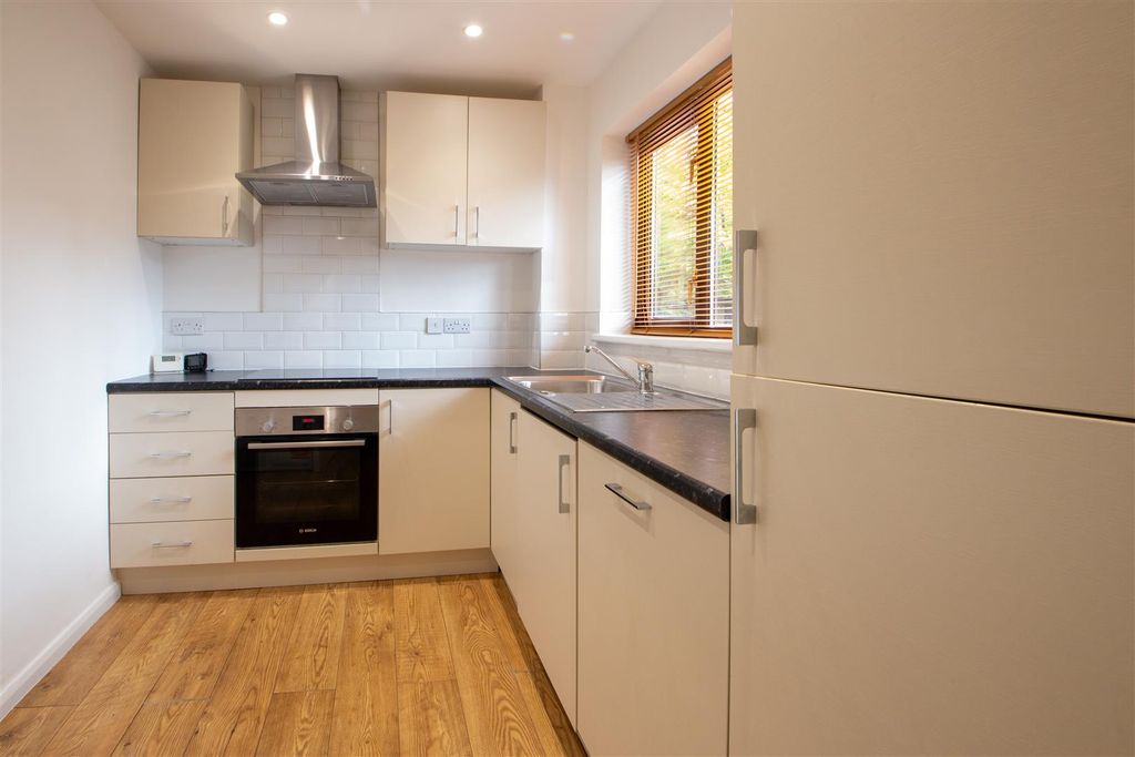 Property photo 1 of 11 5Burgh_8.Jpg
