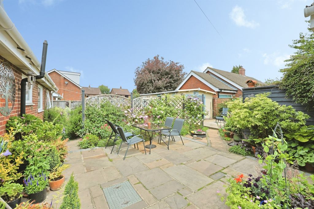 Property photo 2 of 21