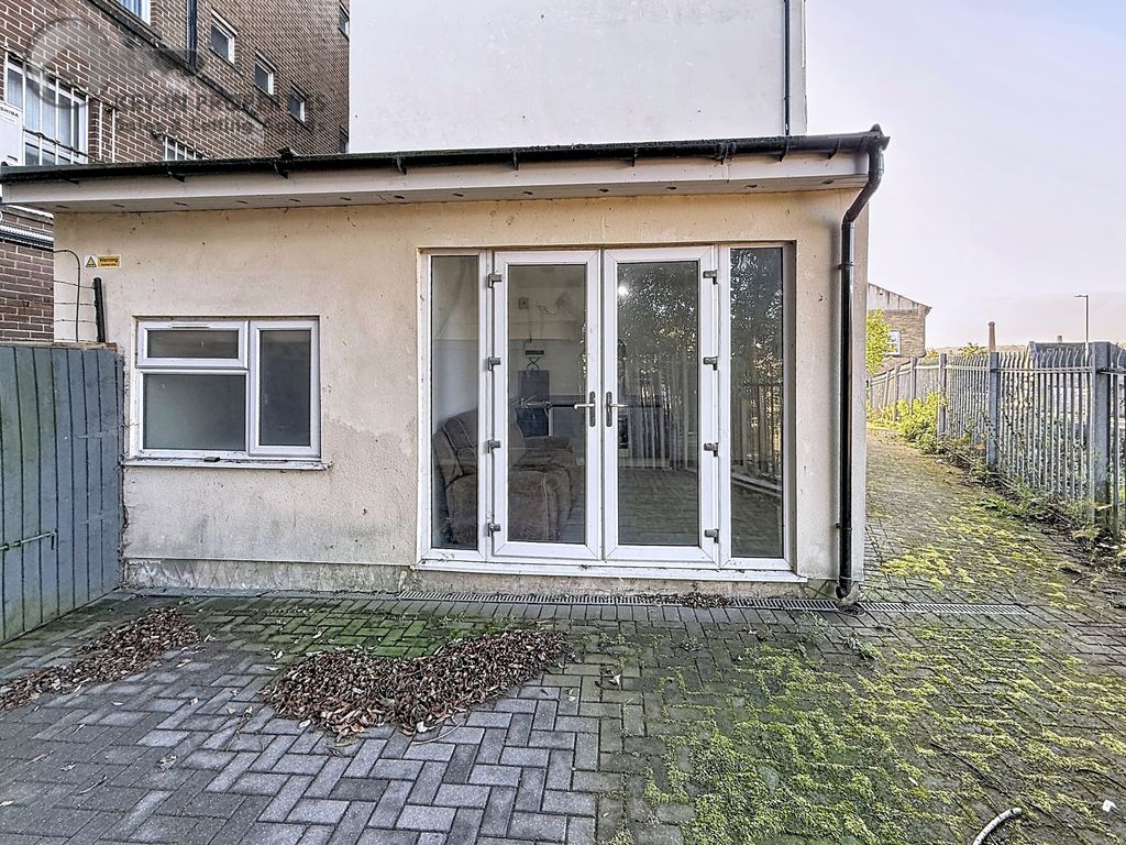 Property photo 2 of 6 F5-Gf- Ex