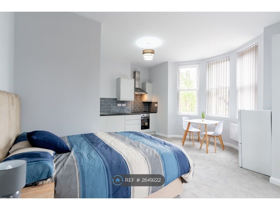 Property photo 2 of 9