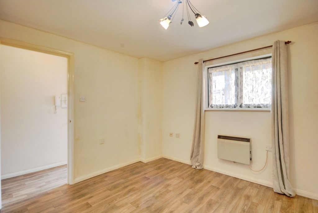 Additional image 6 of 1 bed flat for saleThe Grange, Abbots Langley WD5