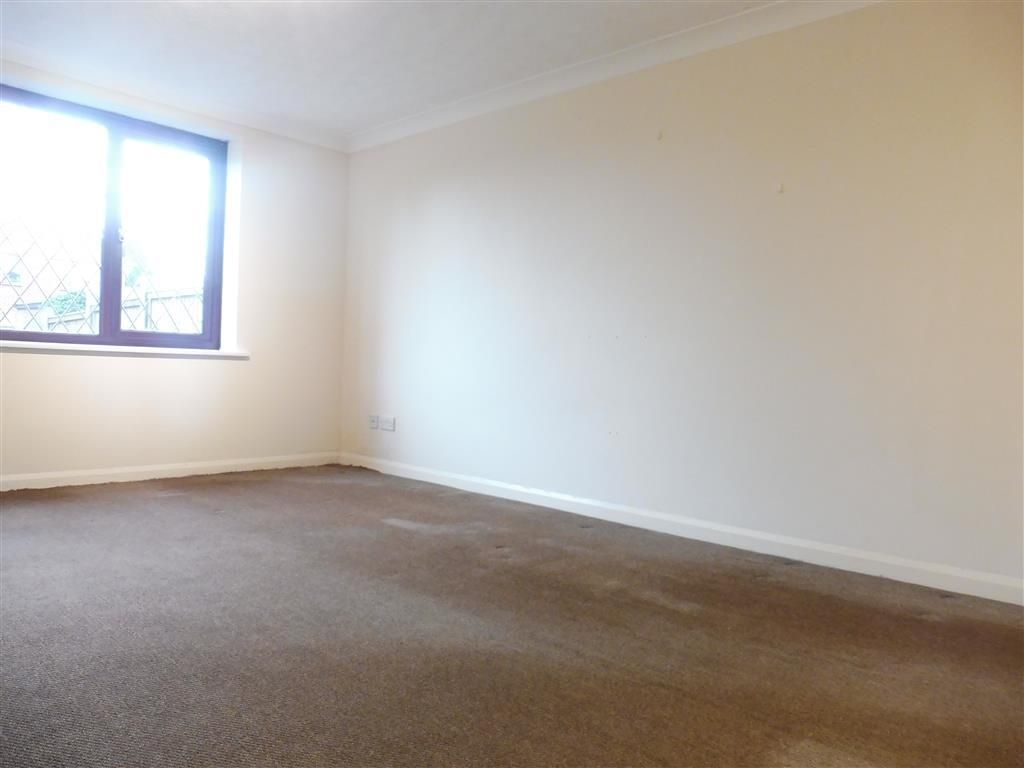 Property photo 3 of 10 Image