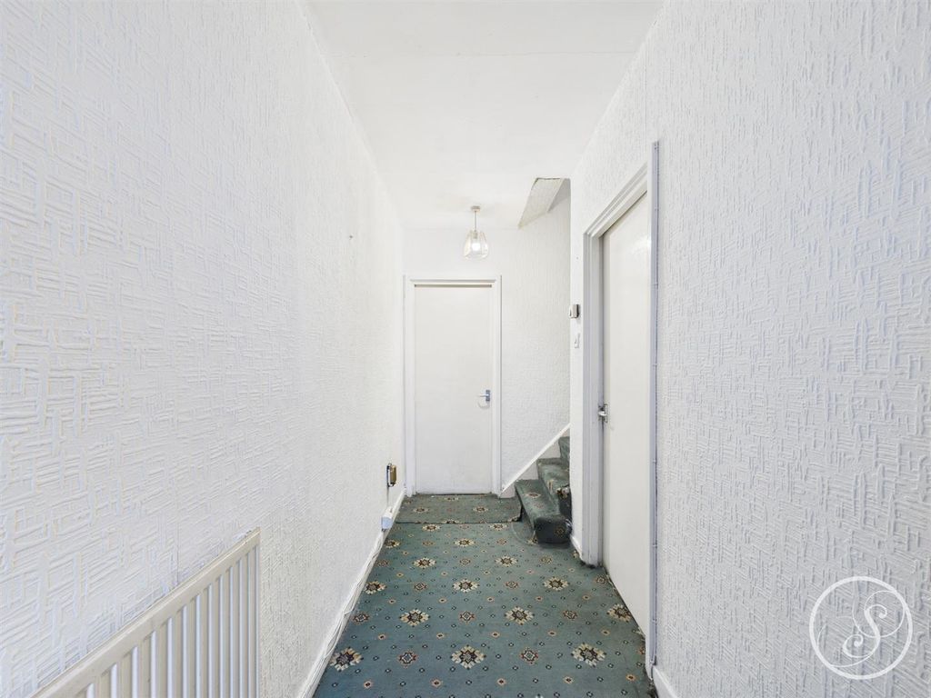 Property photo 2 of 17 Cam02071G0-Pr0819-Still023.Jpg